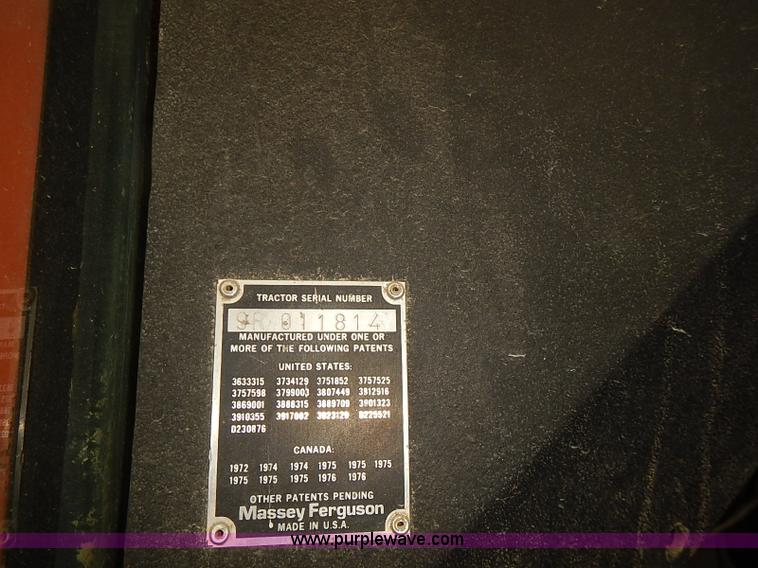 image for item J2181 1981 Massey Ferguson 2675 tractor