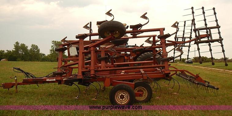 image for item J2190 Kewanee 380 field cultivator