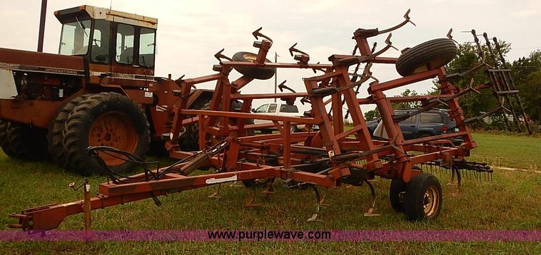 image for item J2190 Kewanee 380 field cultivator