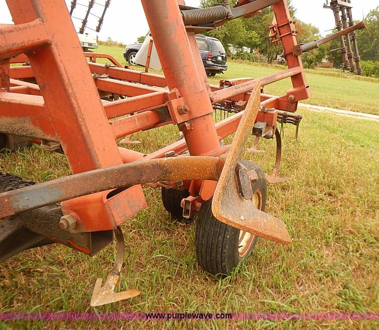 image for item J2190 Kewanee 380 field cultivator
