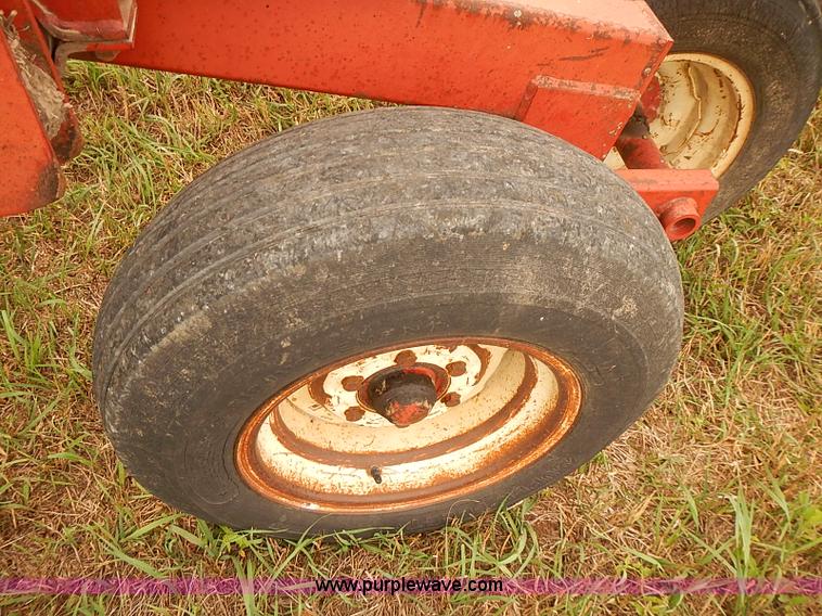 image for item J2190 Kewanee 380 field cultivator