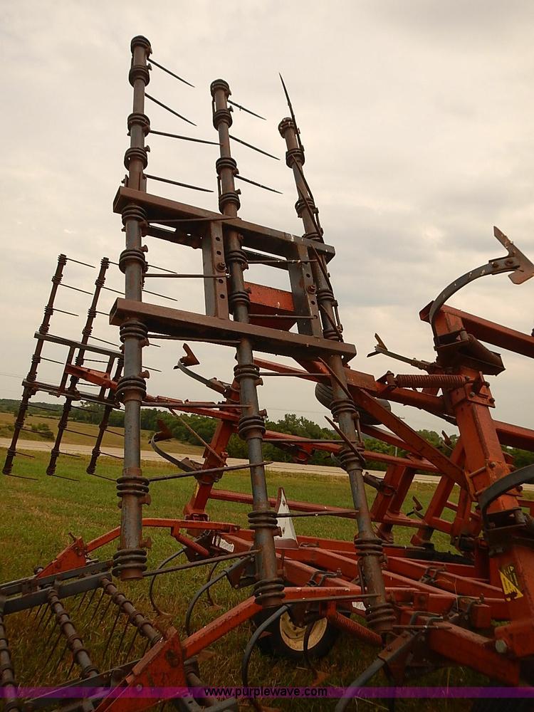 image for item J2190 Kewanee 380 field cultivator