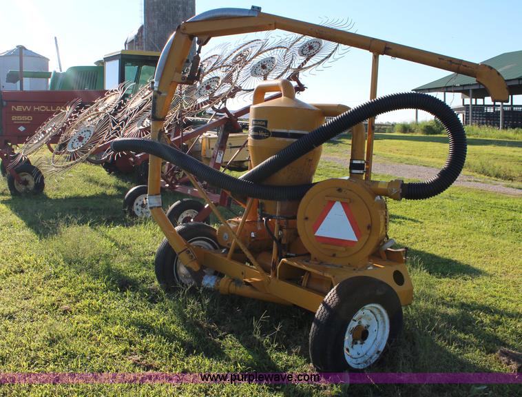 image for item J2218 Walinga Econo vac grain vac