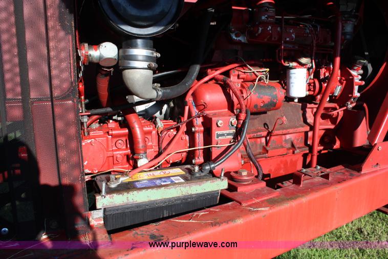 image for item J2219 1995 New Holland 2550 swather