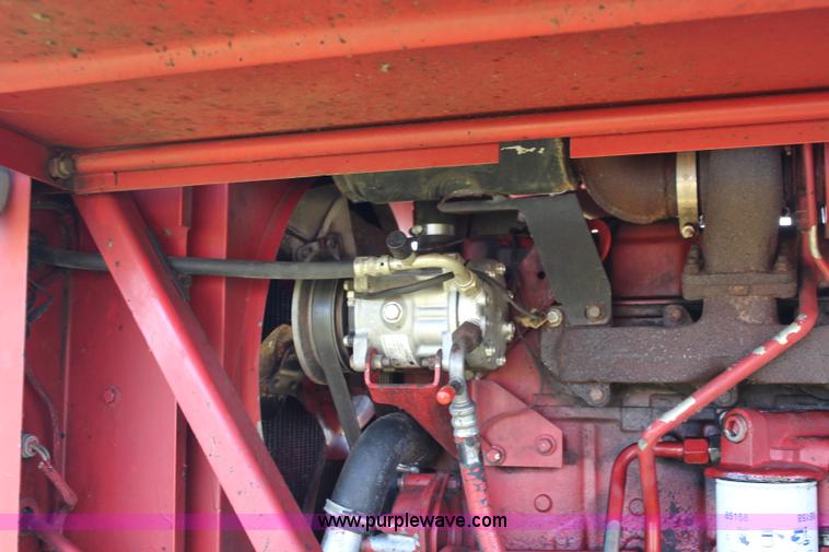 image for item J2219 1995 New Holland 2550 swather