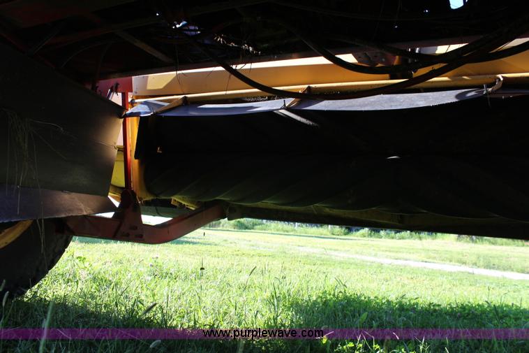 image for item J2219 1995 New Holland 2550 swather