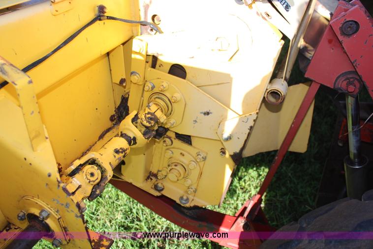 image for item J2219 1995 New Holland 2550 swather