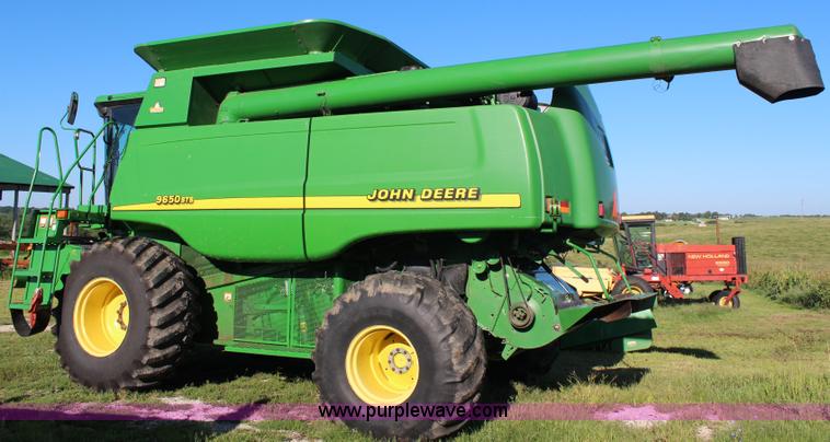 image for item J2220 2000 John Deere 9650 STS RWA combine