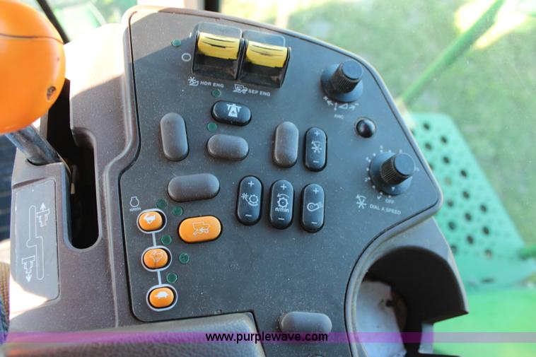 image for item J2220 2000 John Deere 9650 STS RWA combine