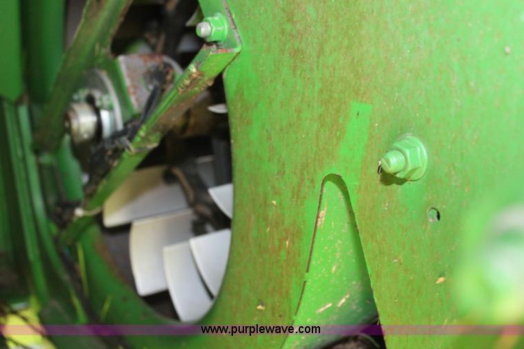 image for item J2220 2000 John Deere 9650 STS RWA combine