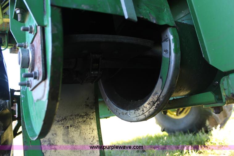 image for item J2220 2000 John Deere 9650 STS RWA combine