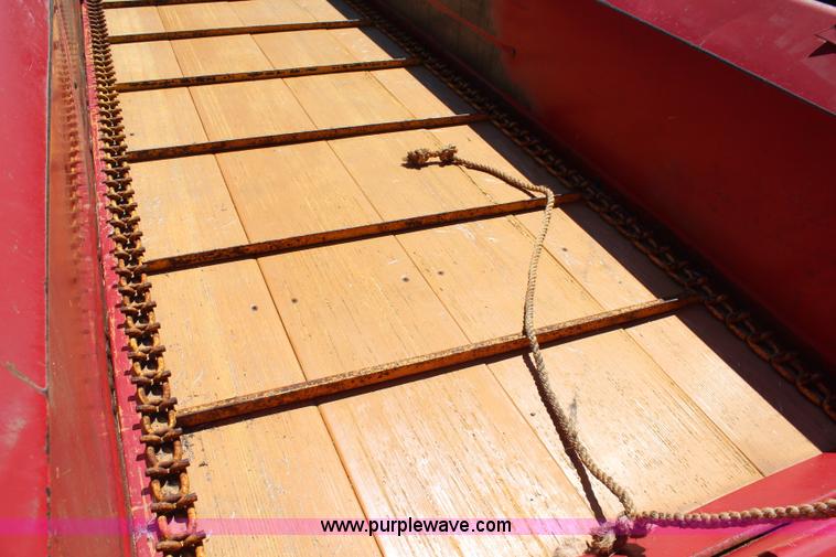 image for item J2222 New Holland 329 manure spreader