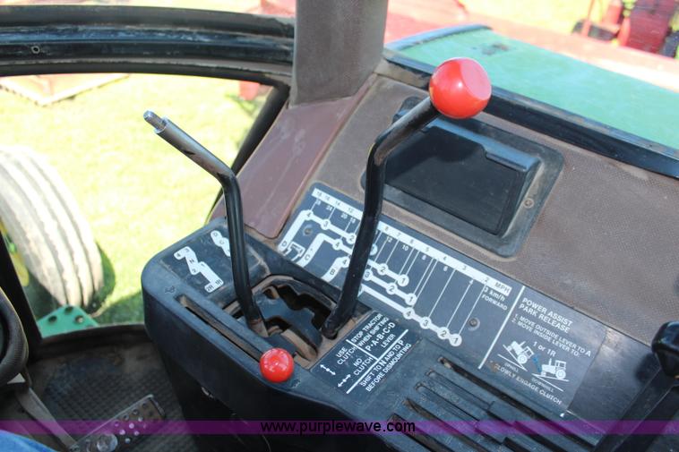 image for item J2223 1989 John Deere 4050 tractor