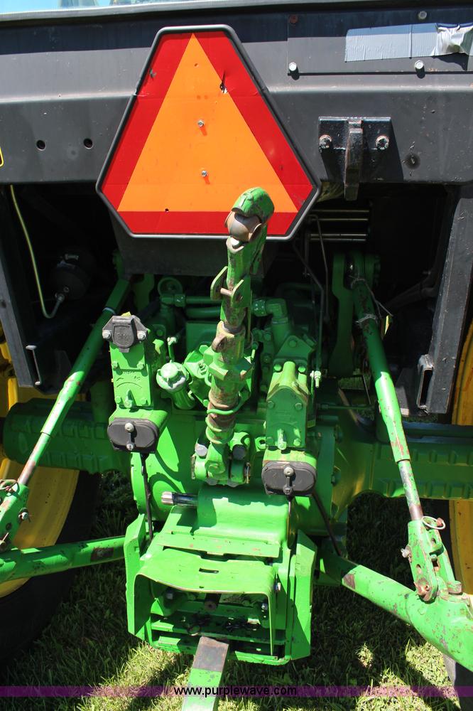 image for item J2223 1989 John Deere 4050 tractor