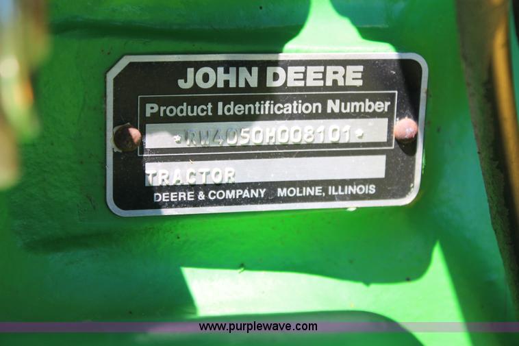 image for item J2223 1989 John Deere 4050 tractor