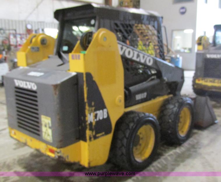 image for item AW9918 Volvo MC70 skid steer