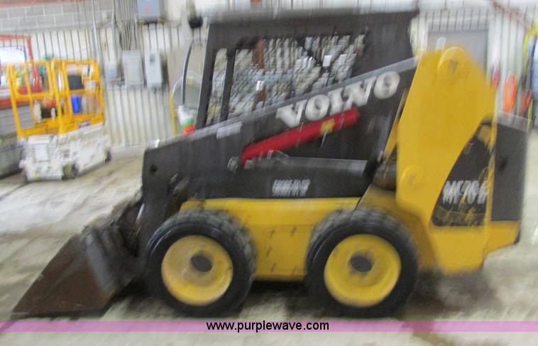 image for item AW9918 Volvo MC70 skid steer