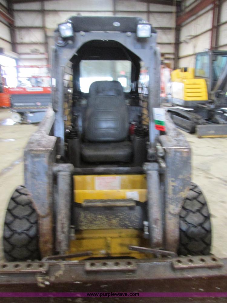 image for item AW9918 Volvo MC70 skid steer