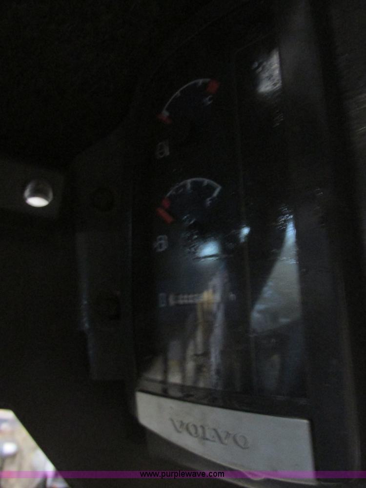 image for item AW9918 Volvo MC70 skid steer