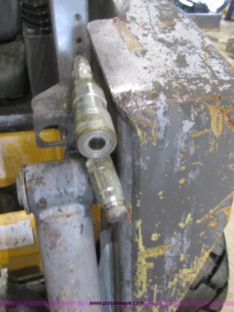 image for item AW9918 Volvo MC70 skid steer