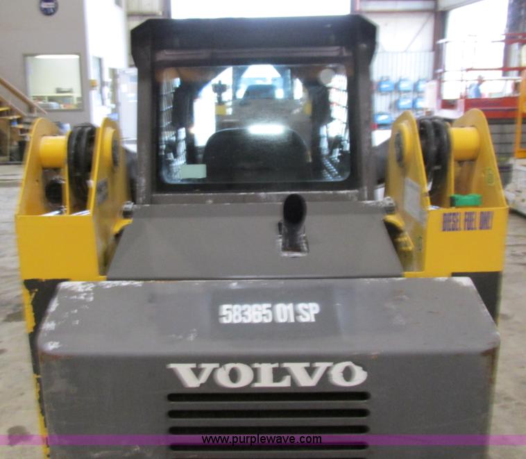 image for item AW9918 Volvo MC70 skid steer