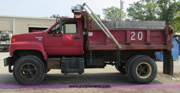 image for item AW9928 1995 Chevrolet Kodiak dump truck
