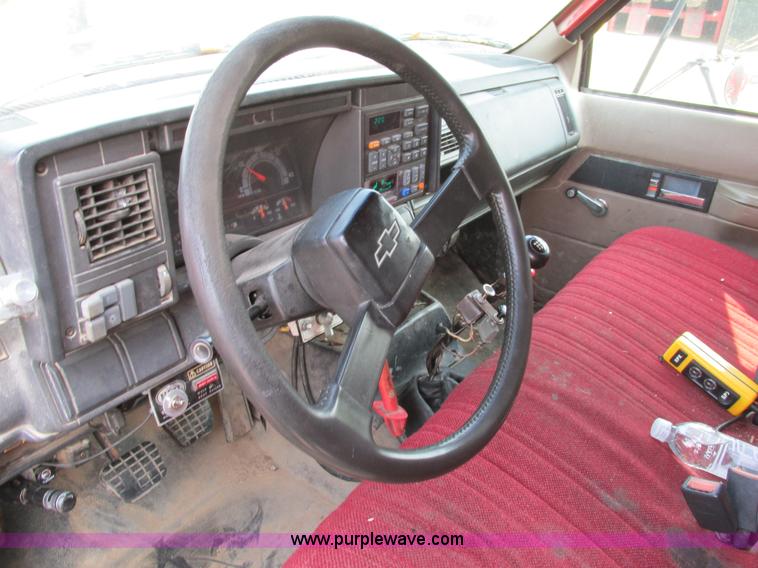 image for item AW9928 1995 Chevrolet Kodiak dump truck