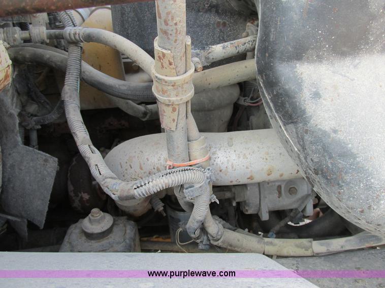 image for item AW9928 1995 Chevrolet Kodiak dump truck