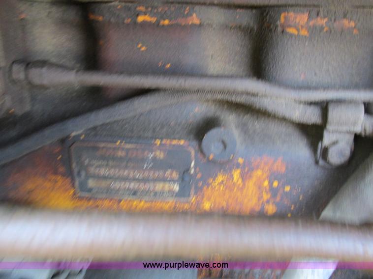 image for item AW9934 1990 John Deere 310C backhoe