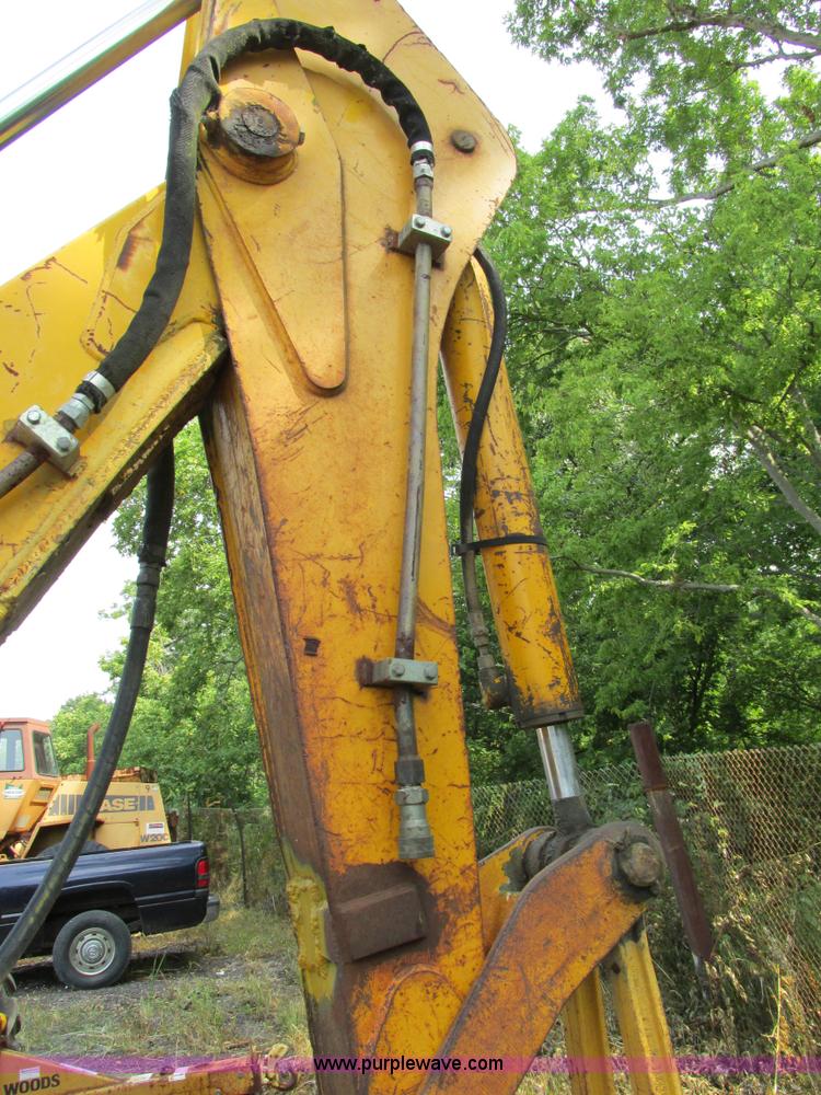 image for item AW9934 1990 John Deere 310C backhoe