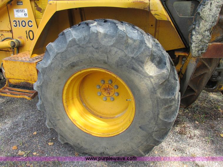 image for item AW9934 1990 John Deere 310C backhoe
