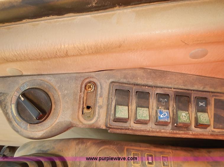 image for item BA9589 Samsung SE210LC-3 excavator