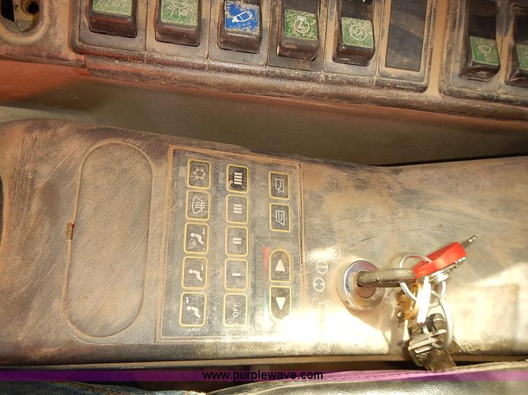 image for item BA9589 Samsung SE210LC-3 excavator