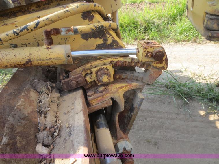 image for item D2125 1988 Fiat-Allis FG85 articulated motor grader