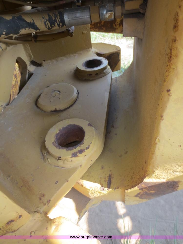 image for item D2125 1988 Fiat-Allis FG85 articulated motor grader