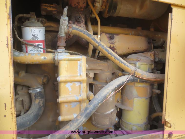 image for item D2125 1988 Fiat-Allis FG85 articulated motor grader