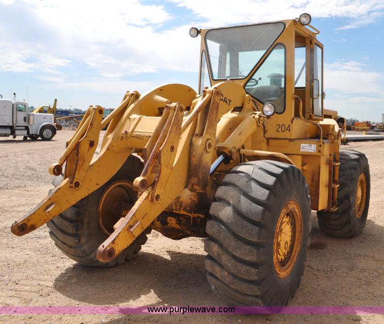 image for item F2045 1965 Caterpillar 966B articulated wheel loader