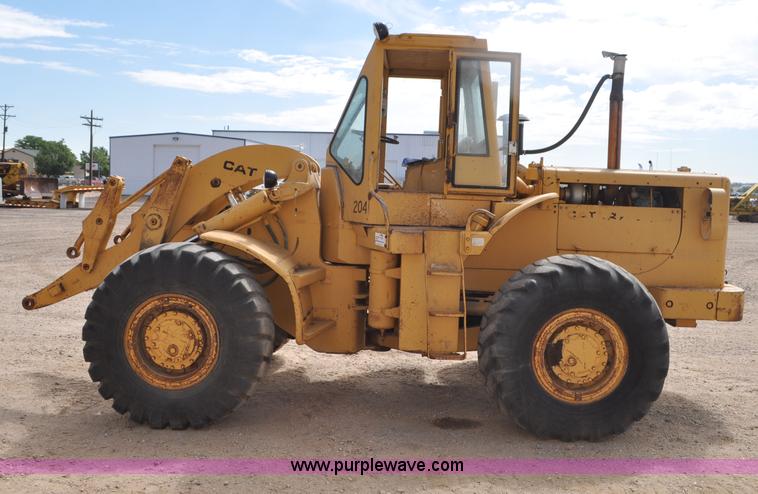 image for item F2045 1965 Caterpillar 966B articulated wheel loader
