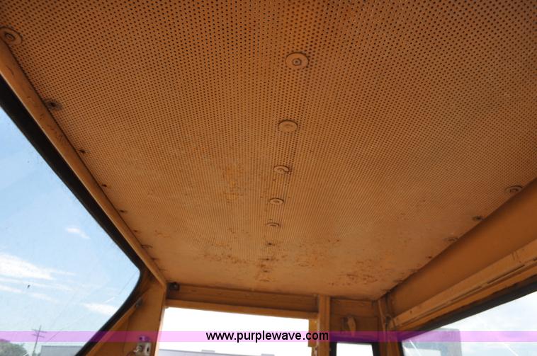 image for item F2045 1965 Caterpillar 966B articulated wheel loader