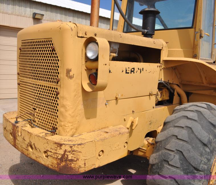 image for item F2045 1965 Caterpillar 966B articulated wheel loader