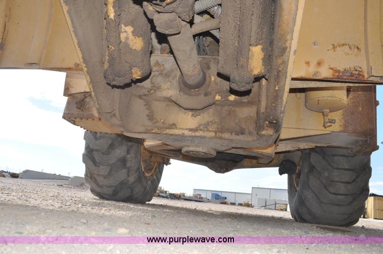 image for item F2045 1965 Caterpillar 966B articulated wheel loader