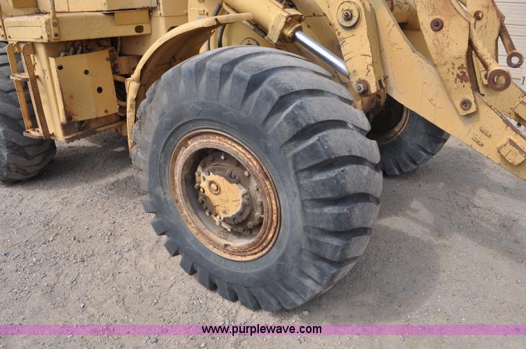 image for item F2045 1965 Caterpillar 966B articulated wheel loader