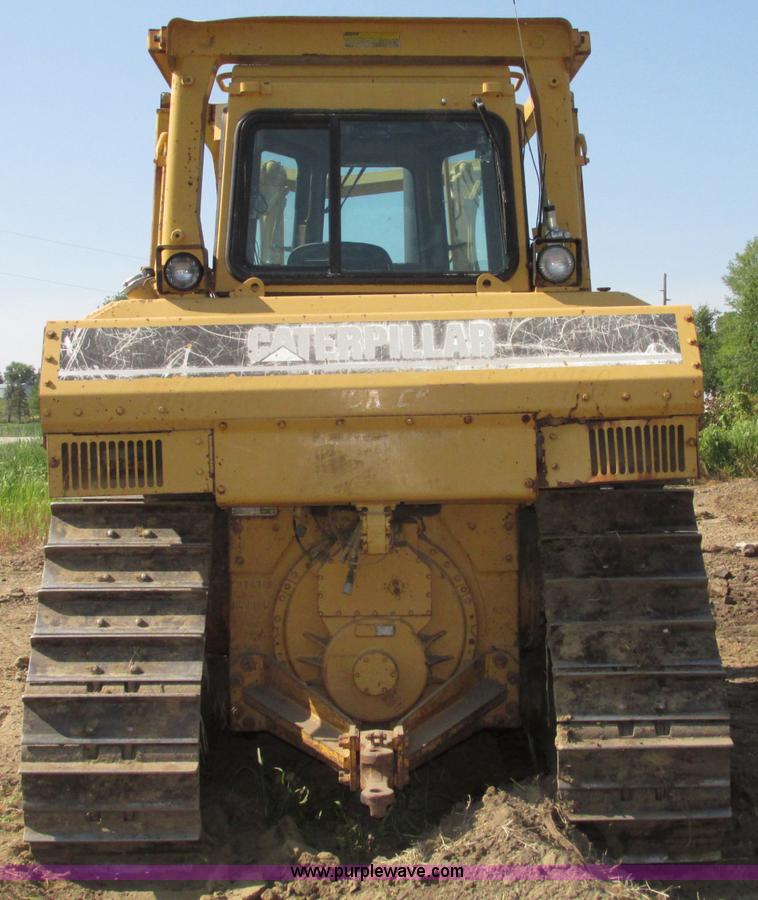 image for item F7467 1987 Caterpillar D7H dozer