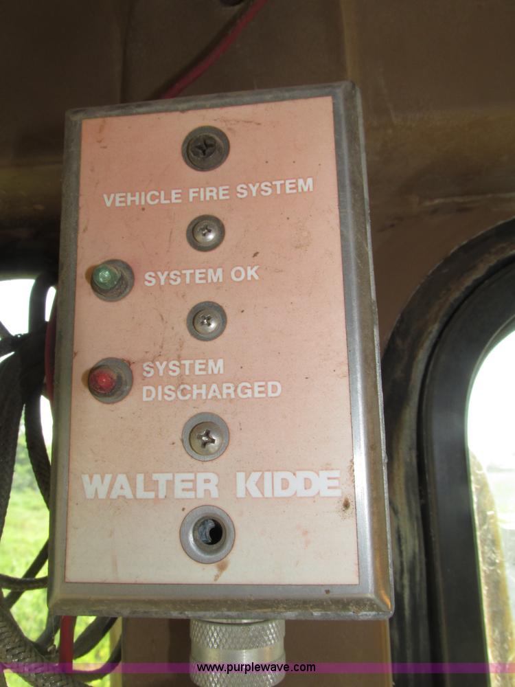 image for item F7467 1987 Caterpillar D7H dozer