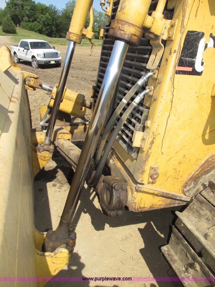 image for item F7467 1987 Caterpillar D7H dozer