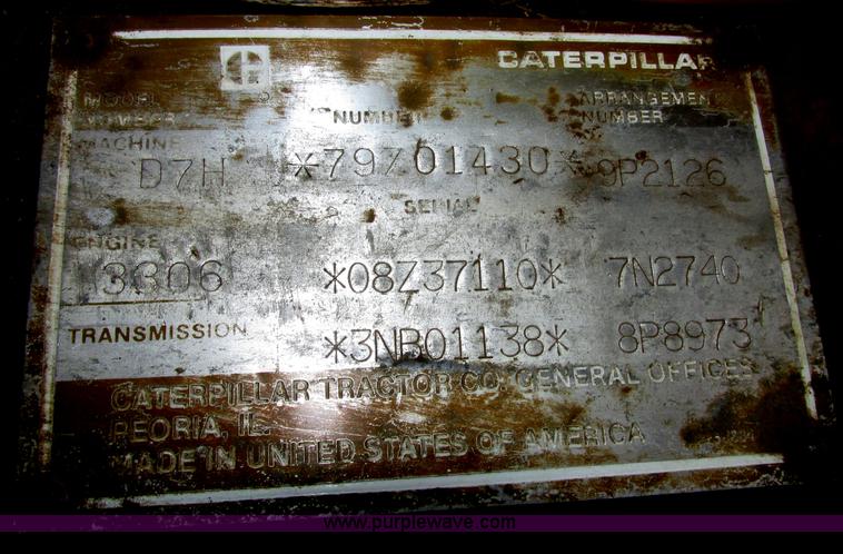 image for item F7467 1987 Caterpillar D7H dozer