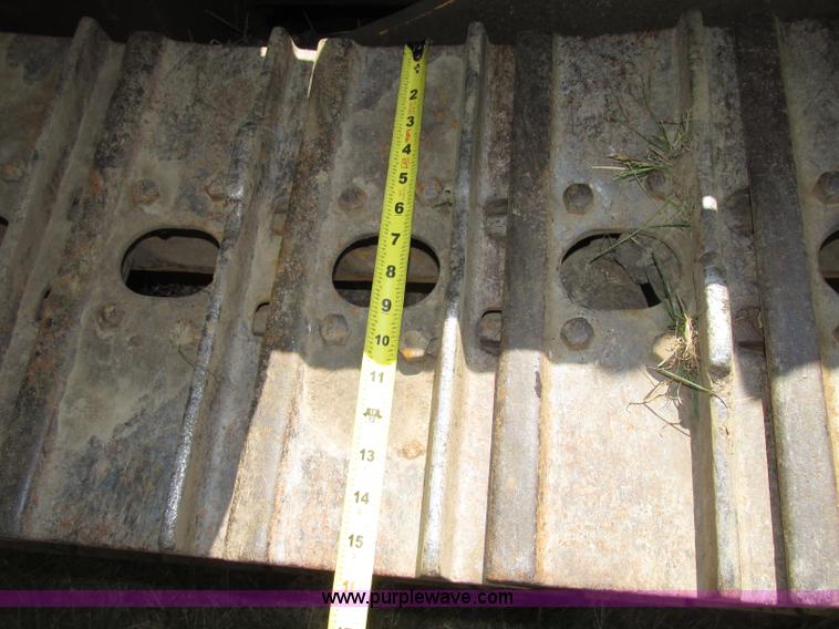 image for item F7468 John Deere 450B dozer