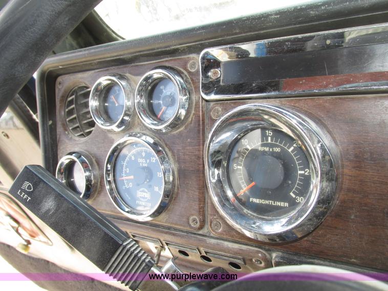 image for item F7469 1984 Freightliner Conventional FLC 120 semi truck