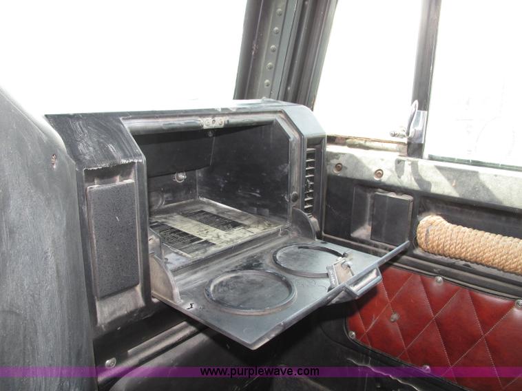 image for item F7469 1984 Freightliner Conventional FLC 120 semi truck