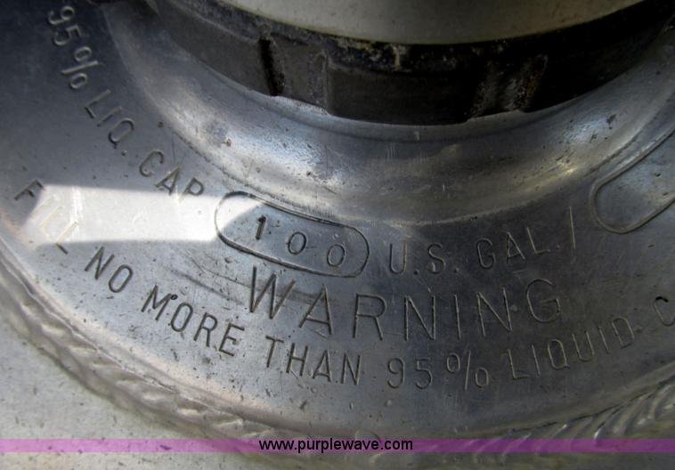 image for item F7469 1984 Freightliner Conventional FLC 120 semi truck